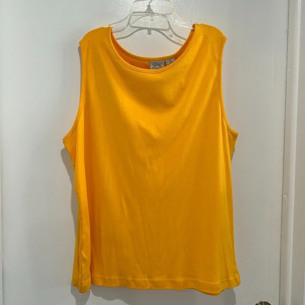 New with tag Ladies Specialty Collection tank Size 1X